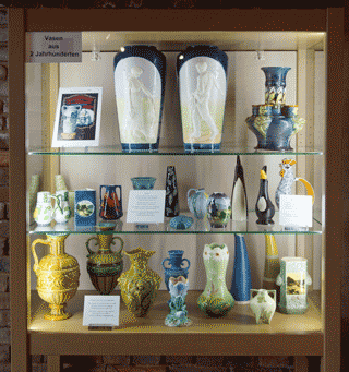 V10-Vasen-aus-2-Jahrhunderten